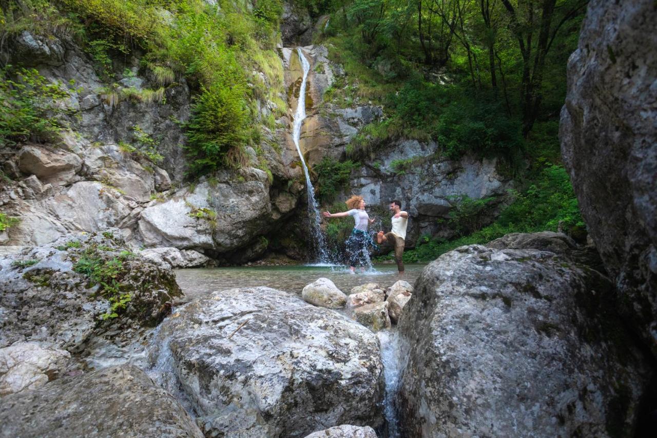 Nebesa Chalets Kobarid Εξωτερικό φωτογραφία